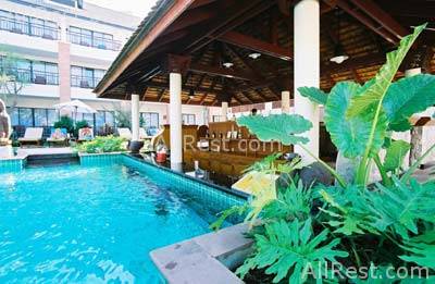 Woodlands Resort 24